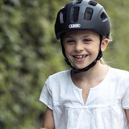 Kask dla dziecka Abus Youn-I 2.0 black violet