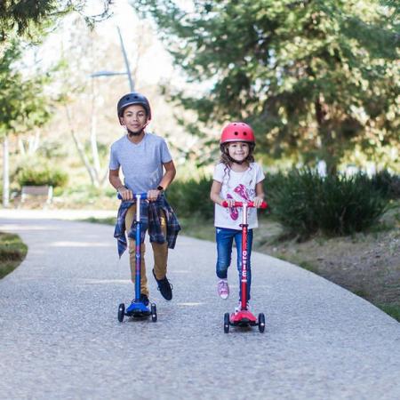 Hulajnoga Maxi Micro Deluxe Red LED